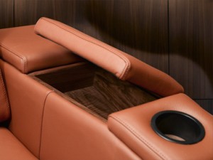installateur home cinéma : fauteuil simple accoudoir rangement